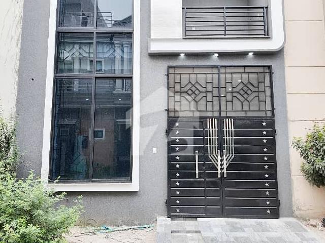 Premium 3.5 Marla House Is Available For sale In Lahore