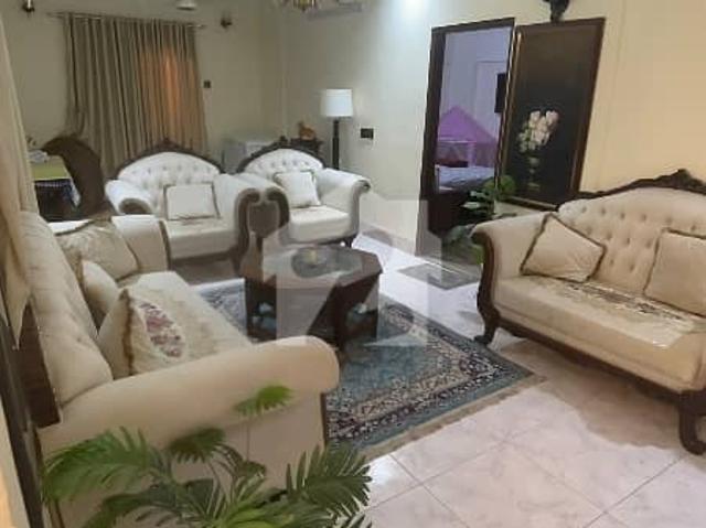 Premium 3 Bed + DD Apartment For Rent With Spanish Flooring, Reserved Parking & Executive Amenities