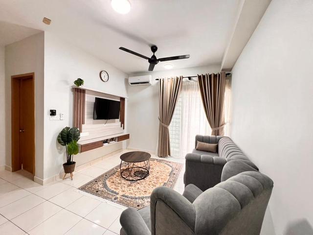 Premium 3 bedroom unit near KLIA