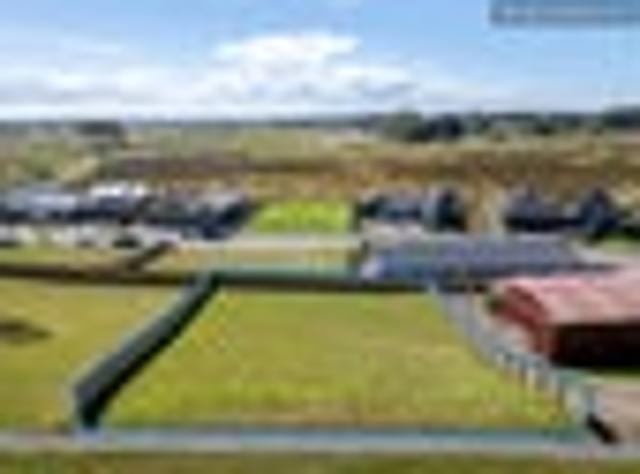Premium 761sqm Section with Views – Titled & Ready