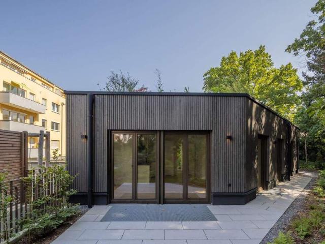 Premiumlage in München Solln. Neubau Stadthaus mit privatem Garten und Studio im Souterrain
