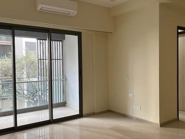 Prescon Midtown Bay 2.5 Bedroom 840 Sq. Ft. Apartment in Mahim West Mumbai Listing ID: #10427
