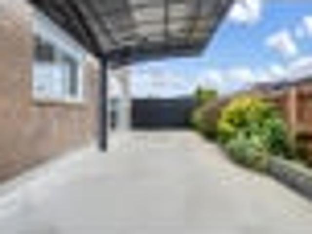Your Riverhead Home awaits you