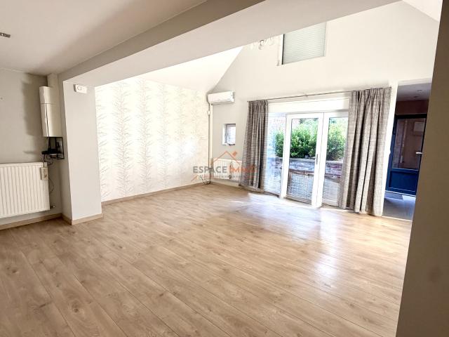 PRÉSEAU: MAISON INDIVIDUELLE 77 M2