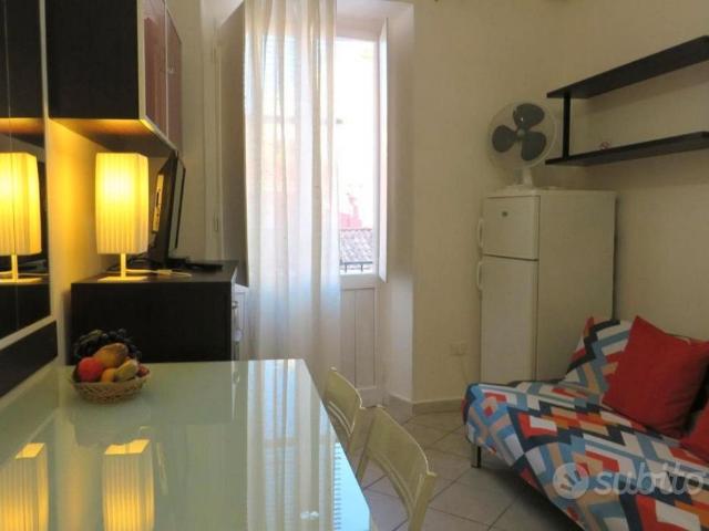 Pressi Bastione Saint Remy bilocale arredato