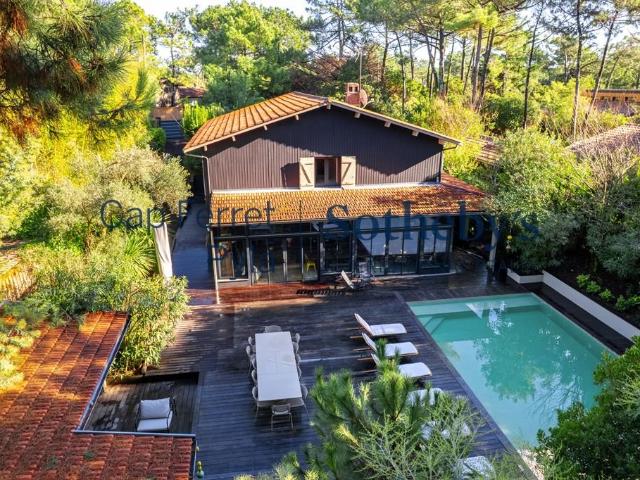 Presqu'île Du Cap Ferret Grande Villa Familiale Clé En M. 241m² Le Cap Ferret