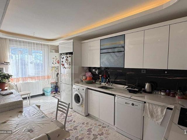 'PRESTİJDEN ULTRA LÜKS KOMBİ PETEKLİ KAT KONUMUNDA GENİŞ DAİRE'