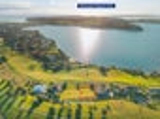 Prestige Coastal Section with Stunning Views