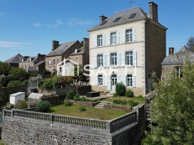 Prestige et nature en centre ville d’Ernée