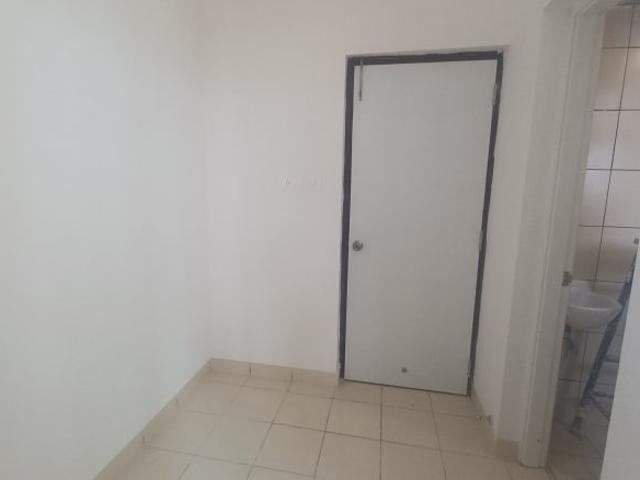 Prestige Lakeside Habitat 3.5 Bedroom 2100 Sq. Ft. Apartment in Varthur Bangalore Listing ID: #10364