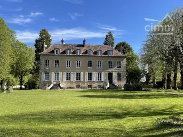 Prestige, nature et fort potentiel pour ce domaine à 45 mn de Paris