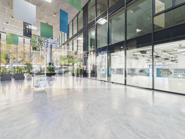 Prestigioso spazio commerciale a Taverne