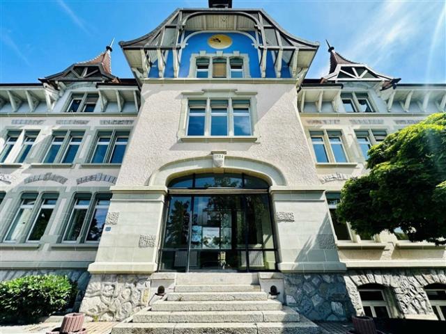 Prestigeträchtiges Geschäftsgebäude zur Miete