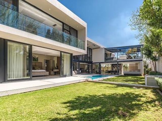prestigious hurlingham luxury residence
