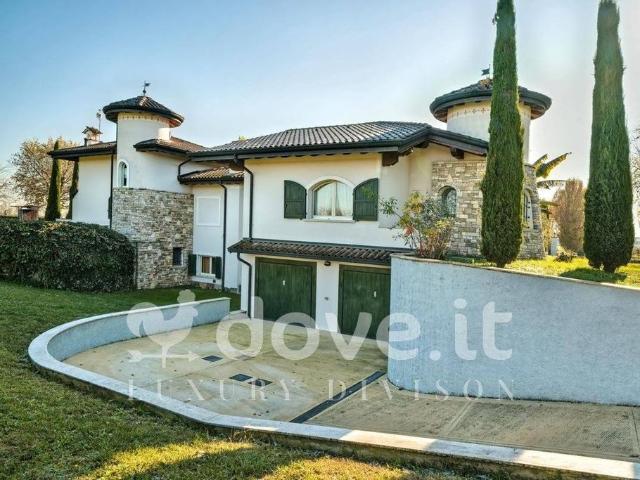 Prestigiosa villa di 400 mq in vendita, Via dei Gazzi, 3, Martinengo, Bergamo, Lombardia