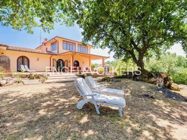 Prestigiosa villa di 400 mq in vendita Via Fosso del Pavone, Campagnano di Roma, Roma, Lazio