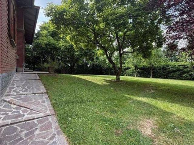 Prestigiosa villa di 400 mq in vendita, Via Statale 121, Fiorano Modenese, Emilia Romagna