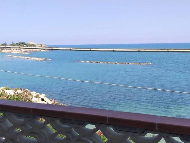 Prestigiosa villa di 400 mq in vendita, Lungomare Cristoforo Colombo, Trani, Barletta Andria Trani, Puglia