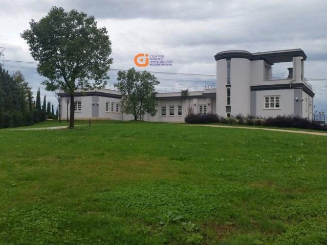 Prestigiosa villa di 400 mq in vendita Strada Colle Morello, Latina, Lazio