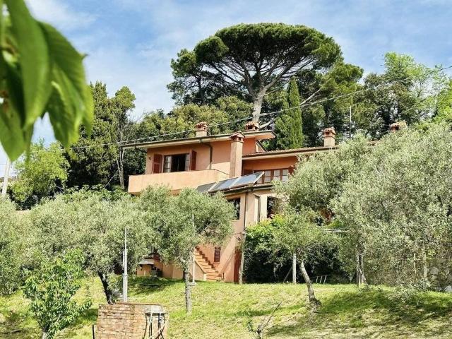 Prestigiosa villa di 400 mq in vendita Strada Provinciale di Fosdinovo, Fosdinovo, Massa Carrara, Toscana