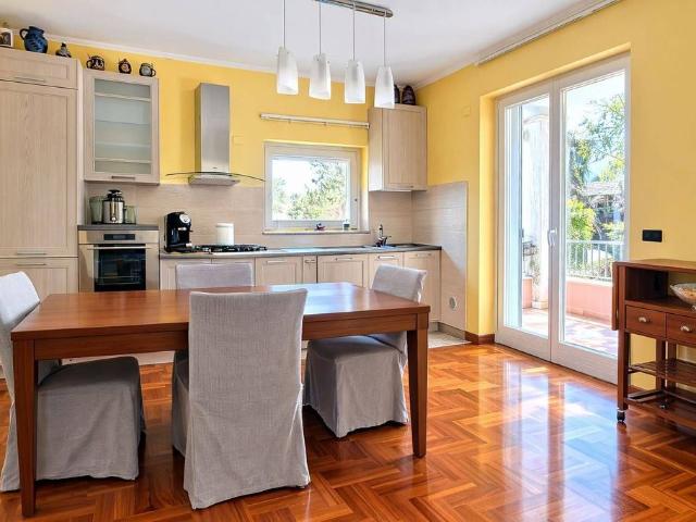 Prestigiosa villa di 427 mq in vendita Strada Statale Carpinetana, 28, Segni, Lazio