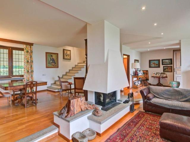 Prestigiosa villa di 434 mq in vendita Strada Belmonte, 3, Moncalieri, Provincia di Torino, Piemonte