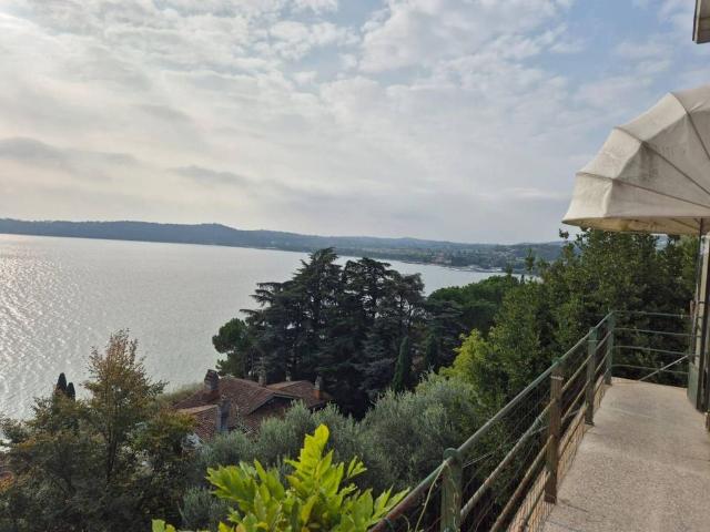 Prestigiosa villa di 440 mq in vendita Via Antonio Meucci, Padenghe sul Garda, Lombardia