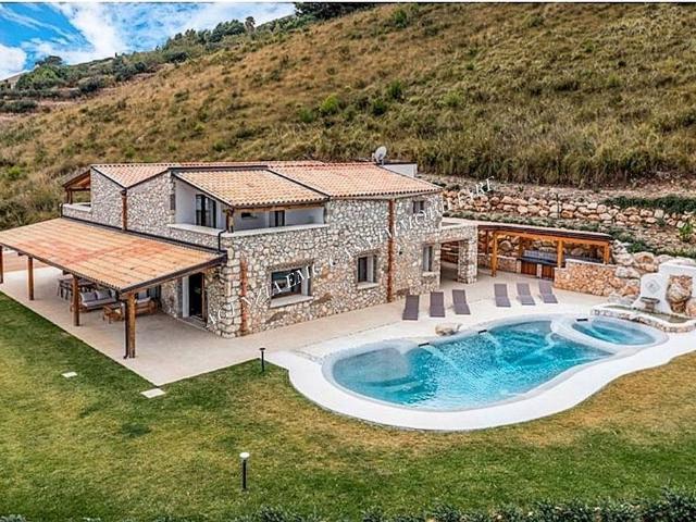Prestigiosa villa di 453 mq in vendita, Contrada Sarmuci, Castellammare del Golfo, Sicilia
