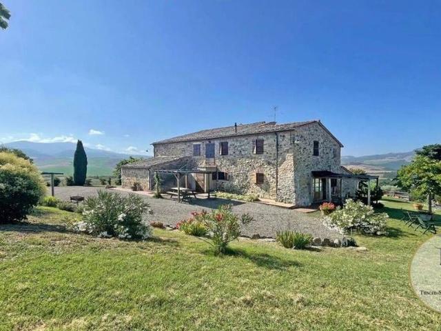 Prestigiosa villa di 458 mq in vendita Sarteano, Italia