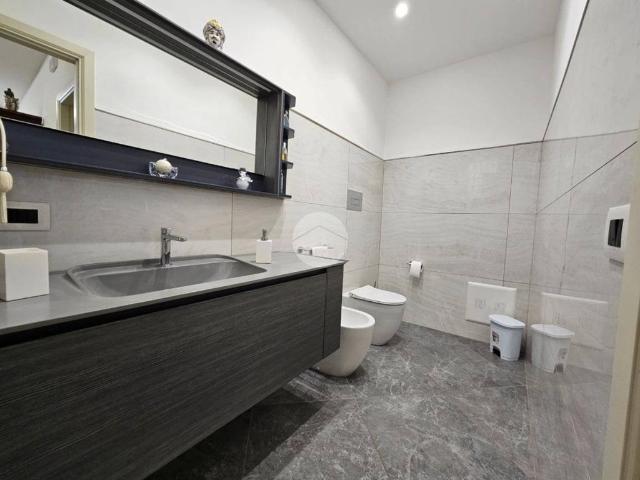 Prestigiosa villa di 467 mq in vendita, Via Nicolò Alongi, 15, Palermo, Sicilia