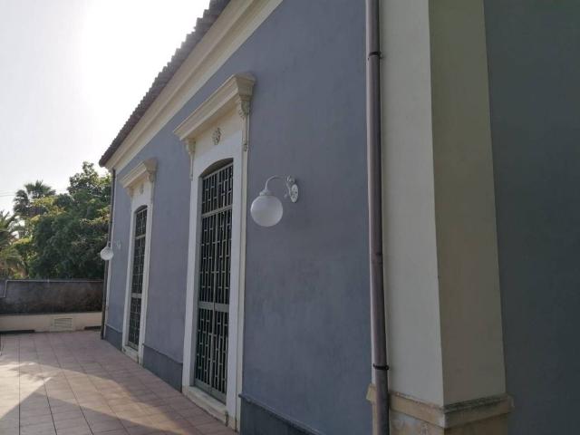 Prestigiosa villa di 478 mq in vendita, Via del Bosco, 69, Catania, Sicilia