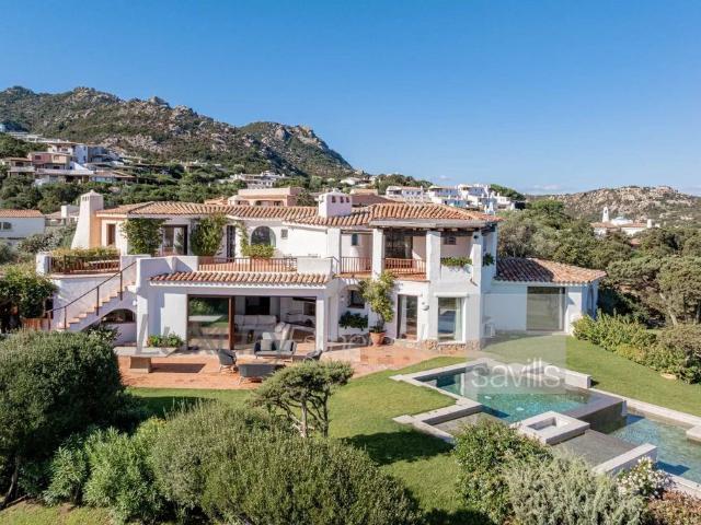 Prestigiosa villa di 489 mq in vendita Porto Cervo, Italia