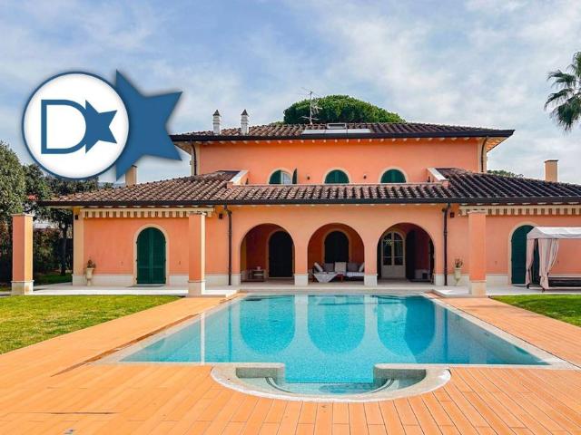 Prestigiosa villa di 510 mq in vendita Via Gorizia, 24, Forte dei Marmi, Lucca, Toscana