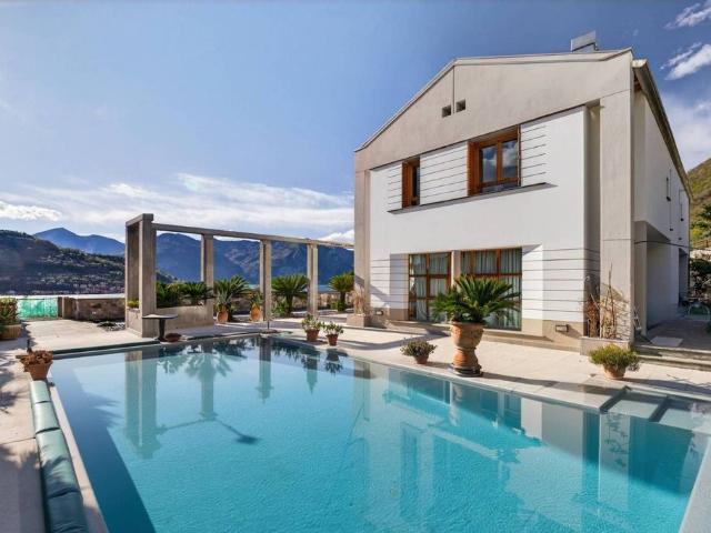 Prestigiosa villa di 511 mq in vendita, Via Valle, Sale Marasino, Lombardia