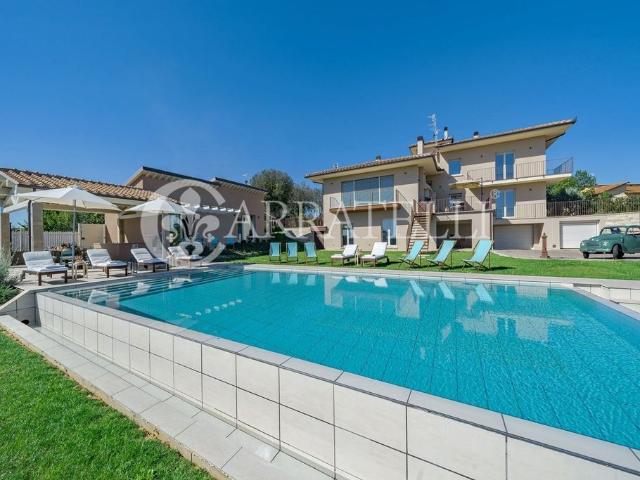 Prestigiosa villa di 525 mq in vendita Foiano della Chiana, Italia