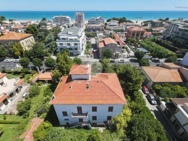 Prestigiosa villa di 550 mq in vendita, Via Nazionale, 1, Roseto degli Abruzzi, Teramo, Abruzzo