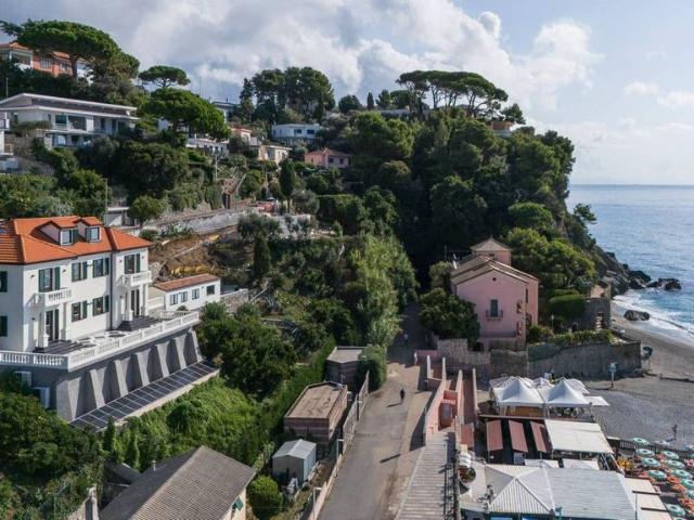 Prestigiosa villa di 550 mq in vendita Corso Vittorio Poggi, 50, Albisola Superiore, Liguria