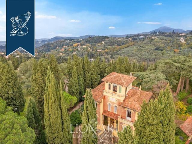 Prestigiosa villa di 550 mq in vendita Firenze, Toscana