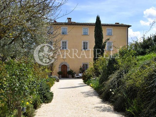 Prestigiosa villa di 600 mq in vendita Montepulciano, Toscana