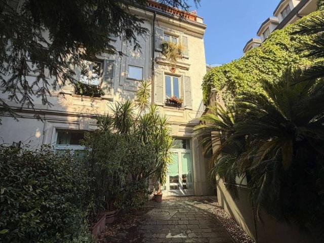 Prestigiosa villa di 600 mq in vendita Piazza Sant'Ambrogio, Milano, Lombardia