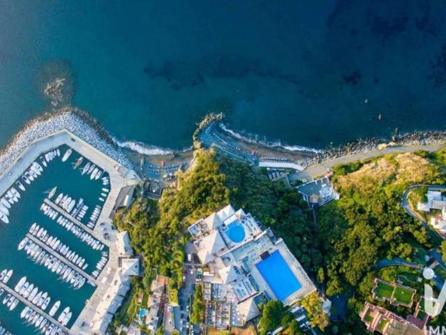 Esclusiva villa di 557 mq in vendita Via Del Pino, Arenzano, Liguria