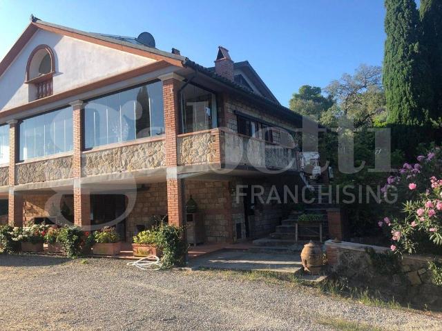 Prestigiosa villa di 700 mq in vendita, Massa Marittima, Toscana