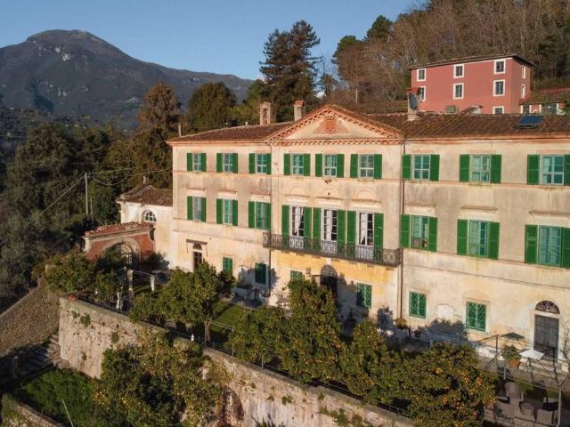 Prestigiosa villa di 825 mq in vendita via del Cavallini, Camaiore, Toscana