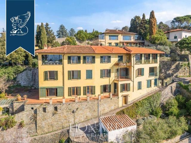 Prestigiosa villa di 900 mq in vendita Fiesole, Toscana