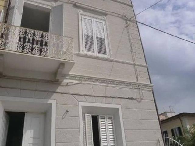 Prestigiosa villa di 90 mq in vendita Via Iv Novembre, 155, Viareggio, Toscana