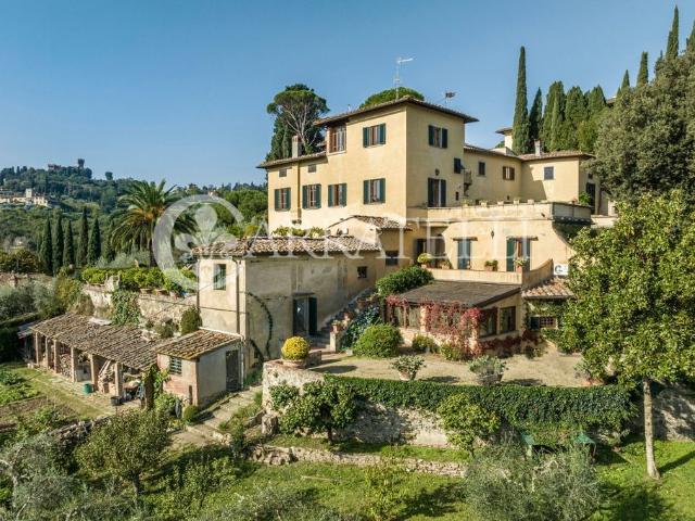 Prestigiosa villa di 1100 mq in vendita, Firenze, Italia