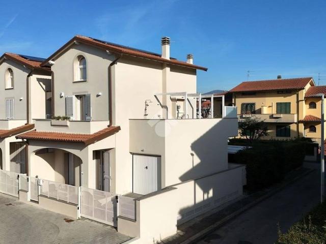 Prestigiosa villa di 130 mq in vendita, Via del paradiso, 54, Campi Bisenzio, Toscana