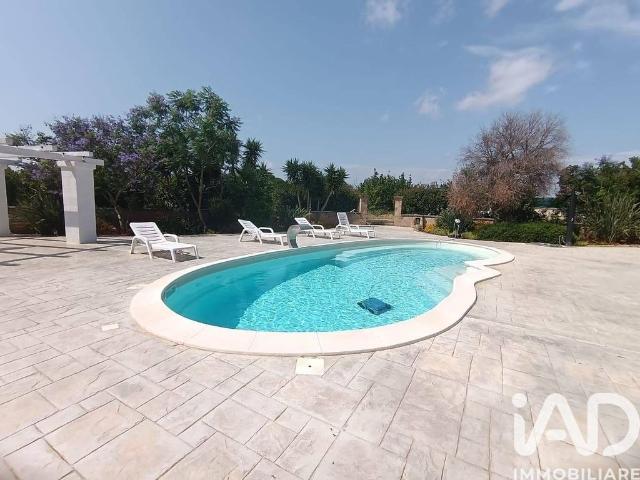 Prestigiosa villa di 135 mq in vendita Strada contrada varvolla, San Vito dei Normanni, Puglia