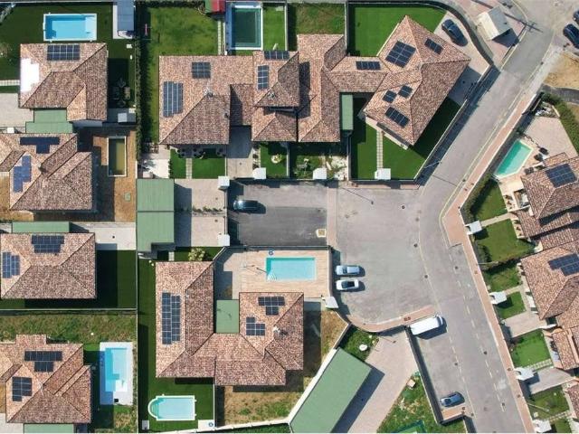 Prestigiosa villa di 145 mq in vendita, Voghera, Lombardia
