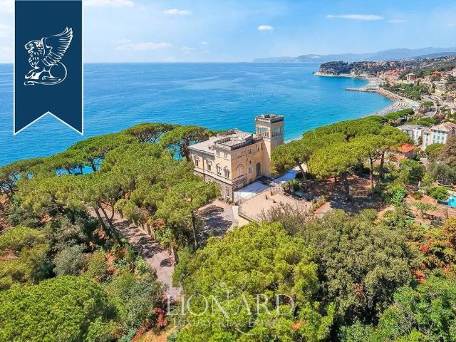 Prestigiosa villa di 1500 mq in vendita Celle Ligure, Italia
